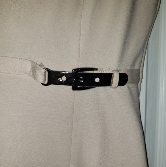 Dress - Picture 4 of 7